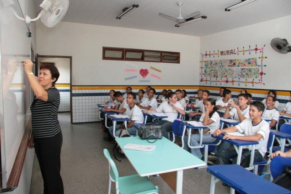 Professores discutem retorno de aula presencial em São Luís