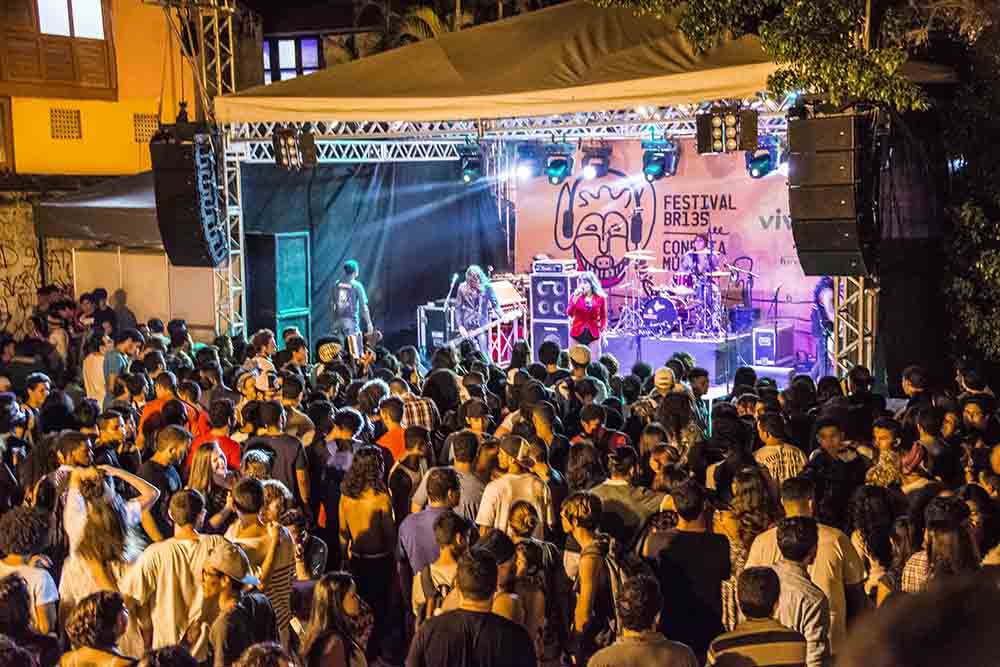Projeto de lei torna obrigatório que artistas locais abram shows nacionais em São Luís